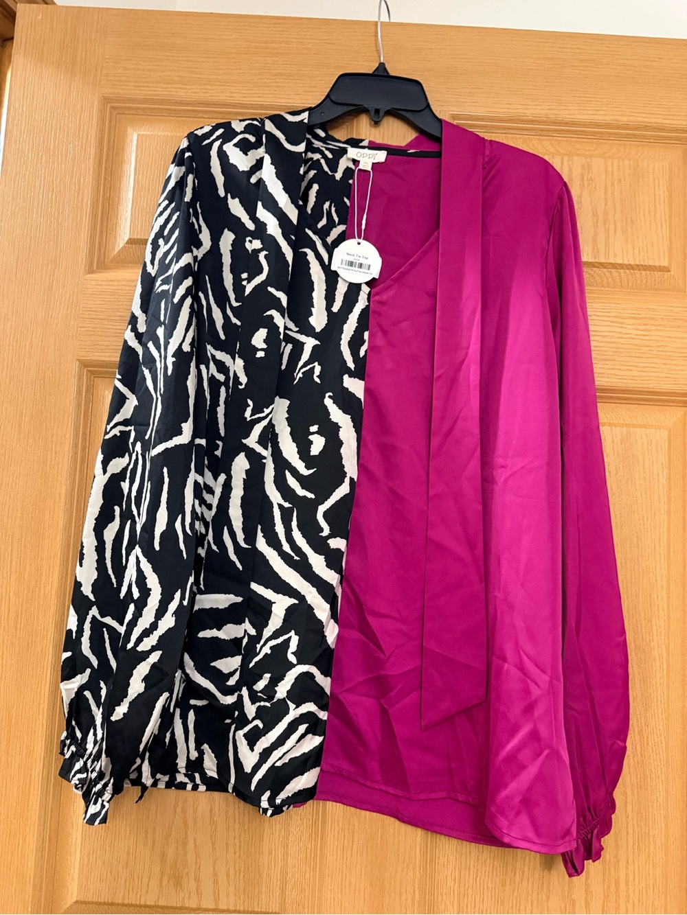 ODDY Women blouse in Magenta and Black/White Print